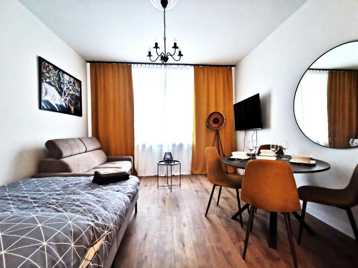Podwale Apartment - Self Check-In 24H Вроцлав Екстер'єр фото