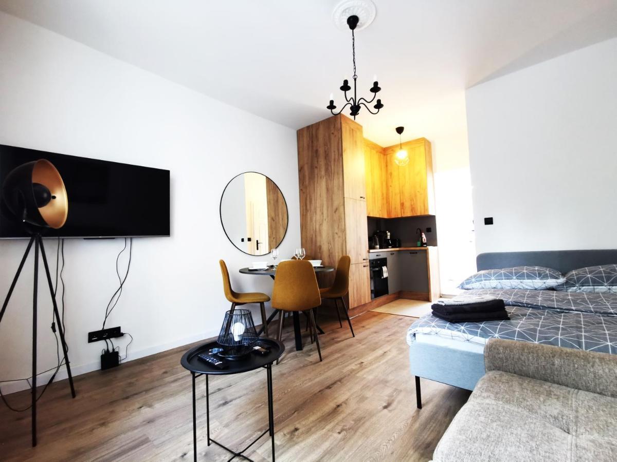Podwale Apartment - Self Check-In 24H Вроцлав Екстер'єр фото